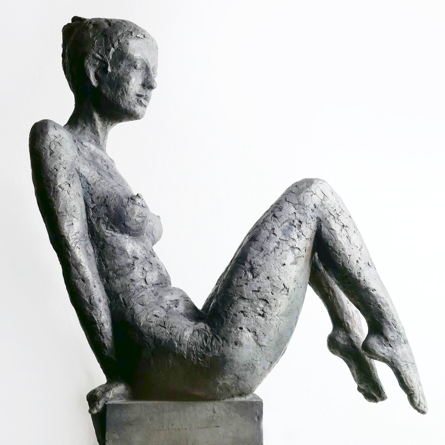 Susanne Kraißer • Am Wasser • Bronze • 2019 • 43 x 19 x 54 cm