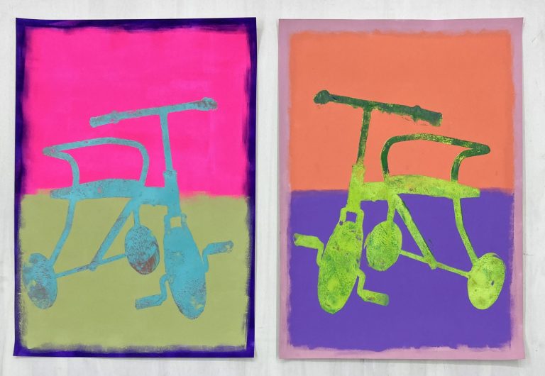 Galerie Schemm, EMESS, COLOURFIELDS “Tricycle 1”, 2022, Acrylic, Schablone & Spraypaint on 150 gr, Karton 50 x 70 cm