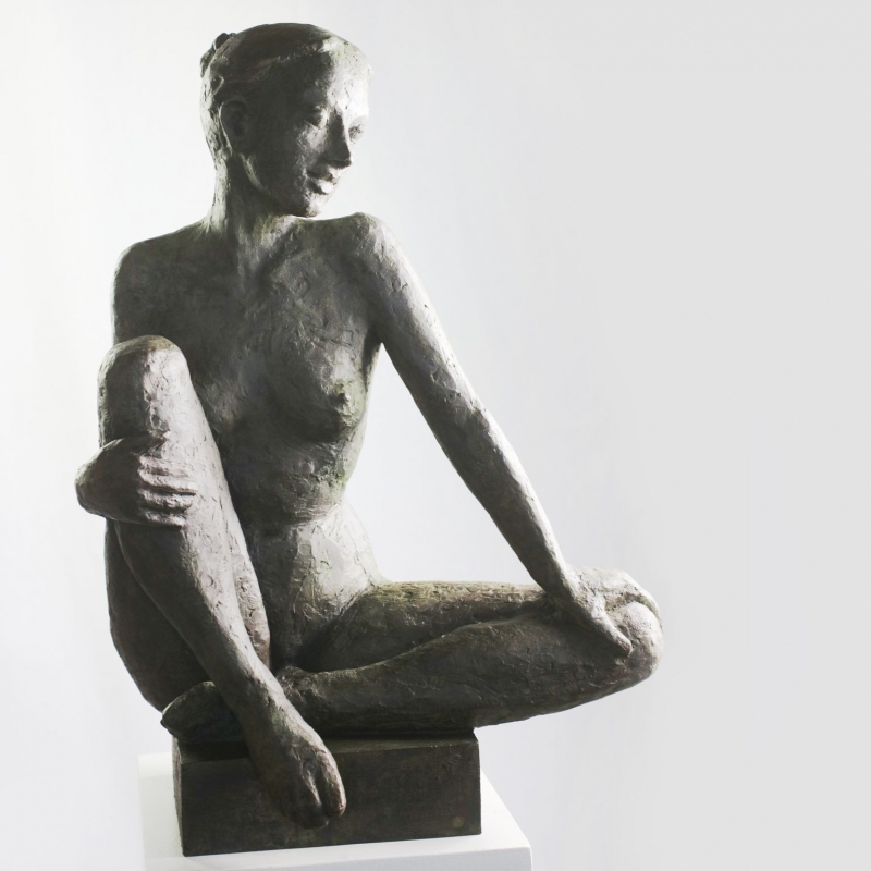Susanne_Kraißer_Zwischenraum_bronze_32x20x45